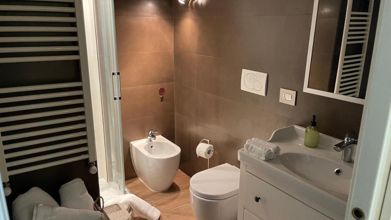 Frank Host Roma Lux , Metro A A 50 M, Simple Check-In Con Codice A Qualsiasi Orario Apartment Exterior foto