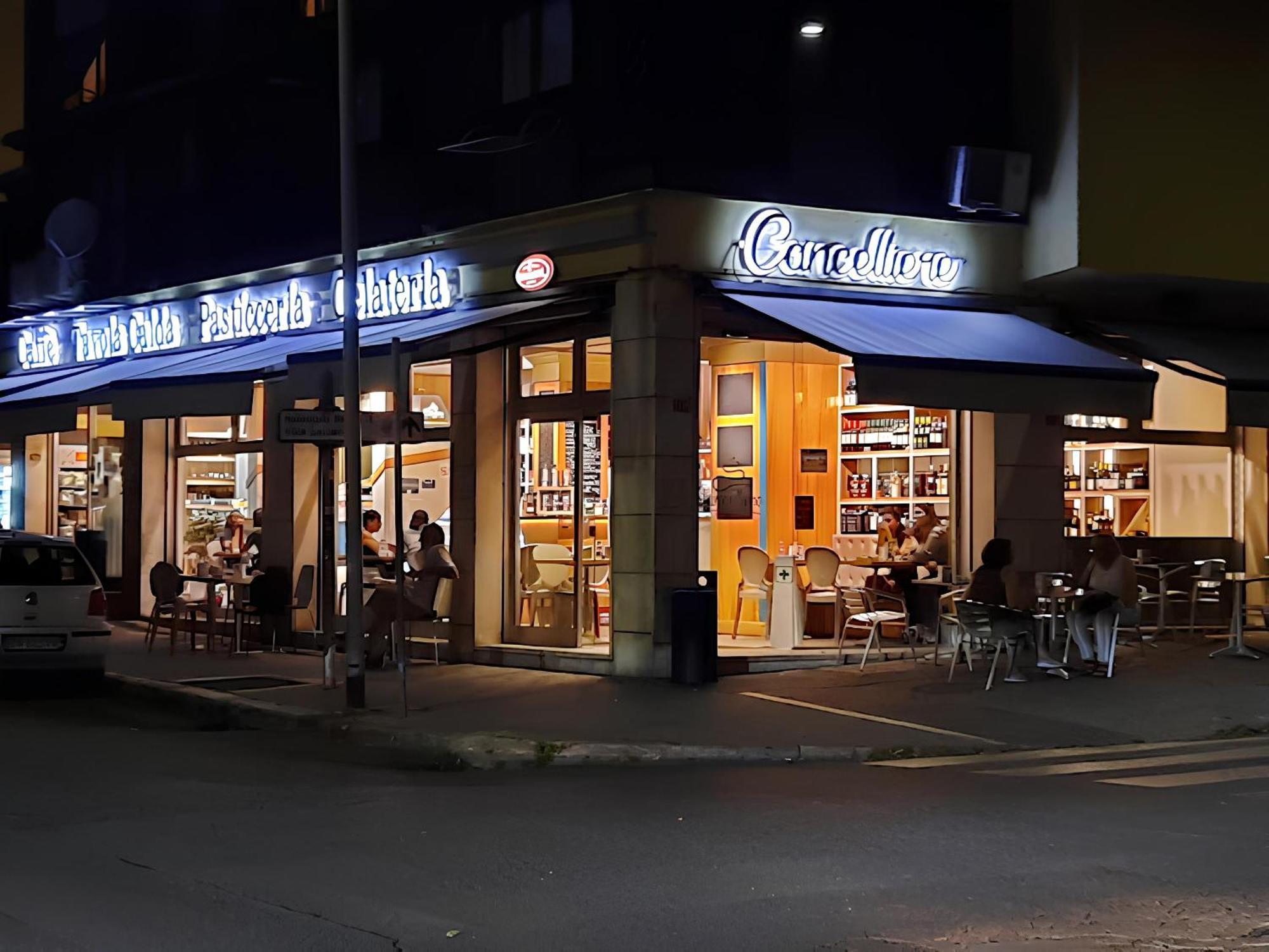 Frank Host Roma Lux , Metro A A 50 M, Simple Check-In Con Codice A Qualsiasi Orario Apartment Exterior foto